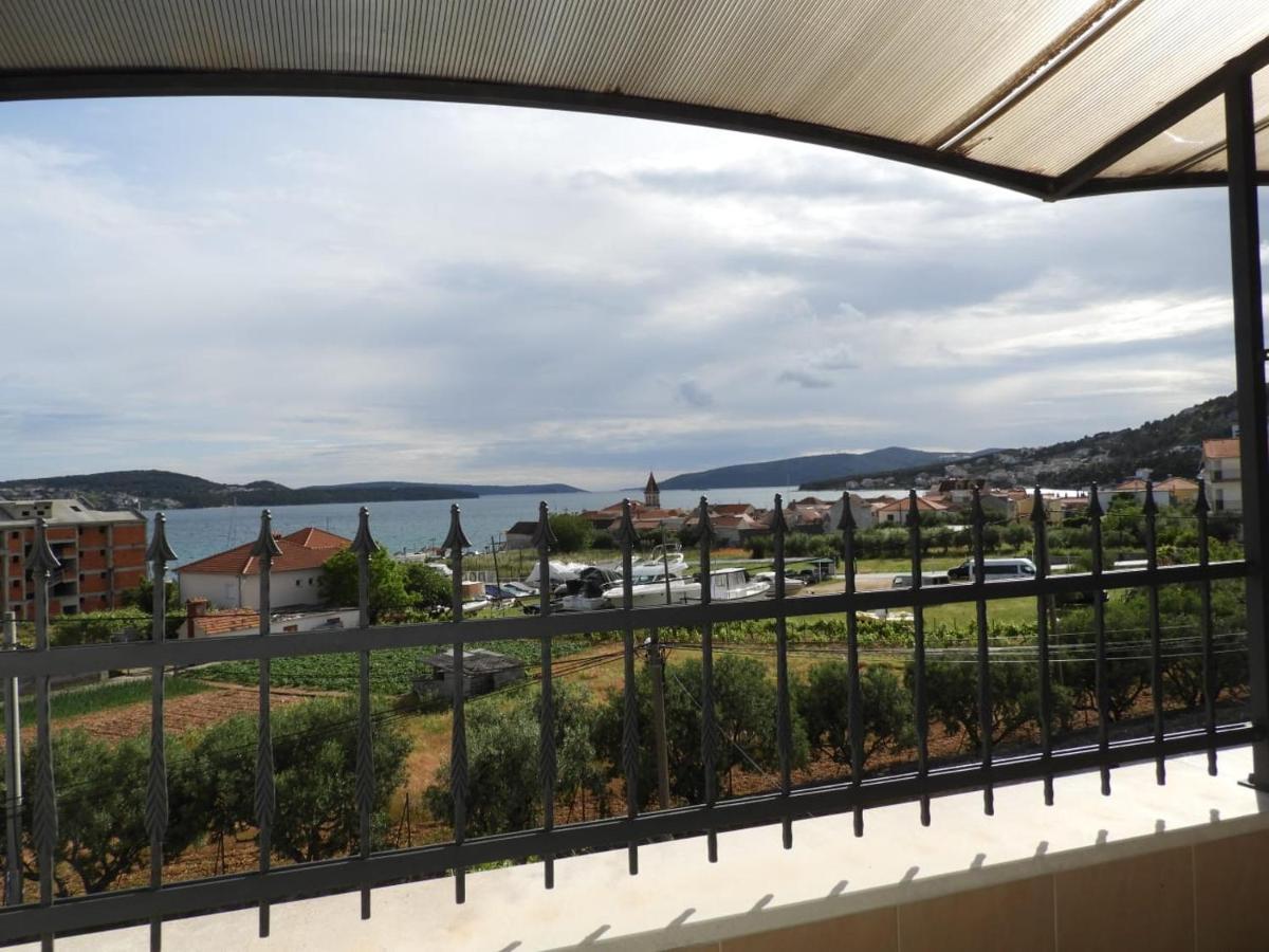 Villa Bilota Trogir Exterior photo