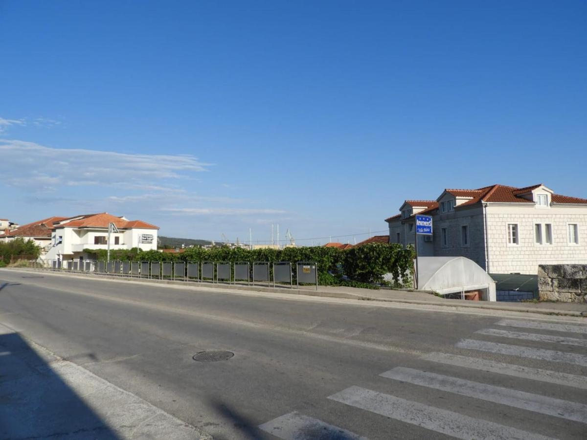 Villa Bilota Trogir Exterior photo